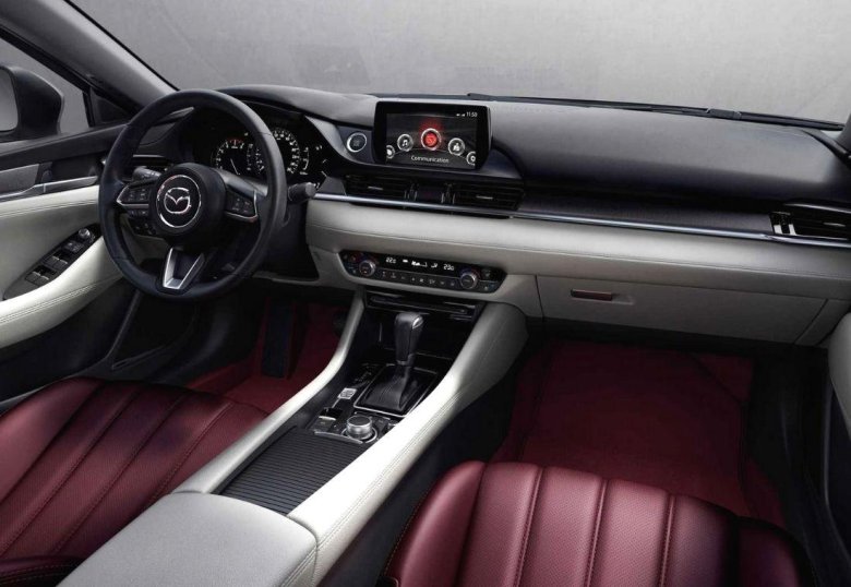 Мазда 6 2021 салон