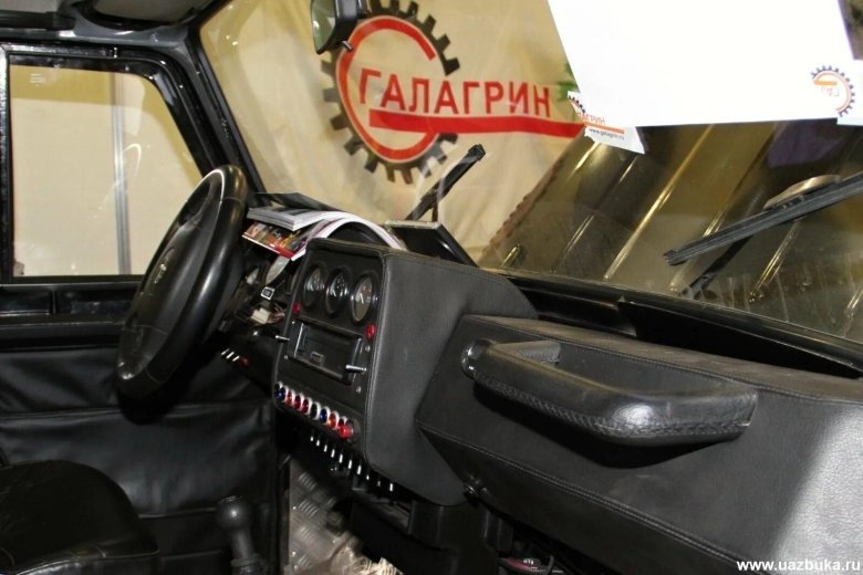 УАЗ 469 Хантер кожаный салон