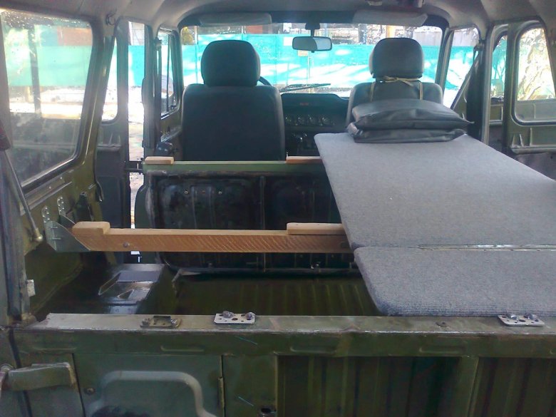 Спальник в УАЗ 3151