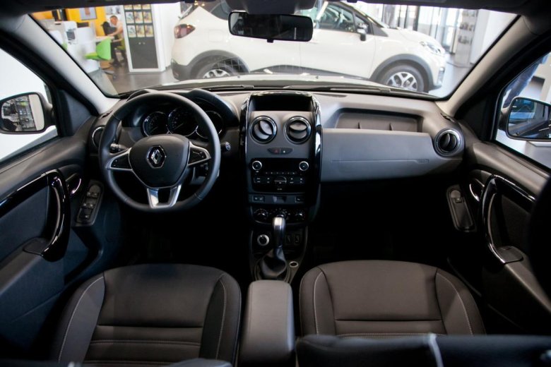 Renault duster 2019 салон