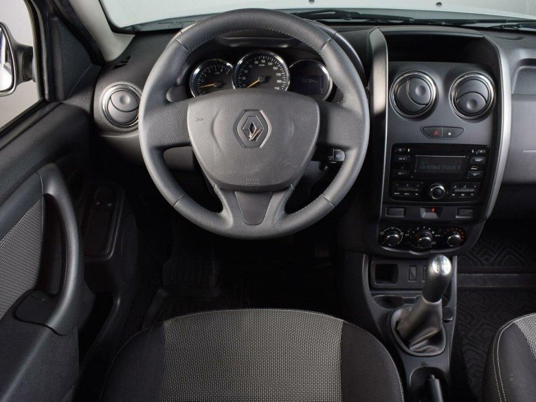 Renault Duster 2016 салон