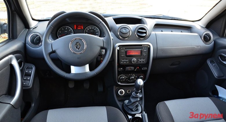 Duster 2013 салон