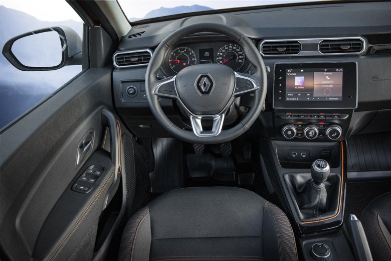 Новый Рено Дастер салон