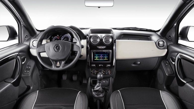 Рено Дастер 2022 салон
