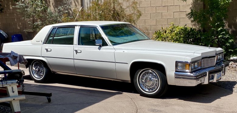 Cadillac fleetwood brougham 1989
