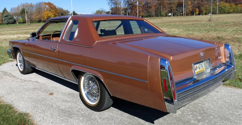 Cadillac fleetwood brougham 1983