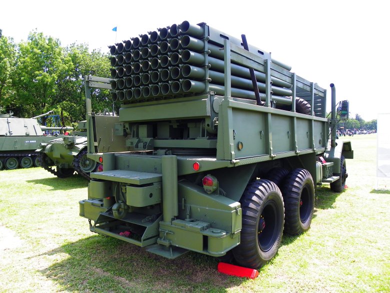 РСЗО Kung Feng IV