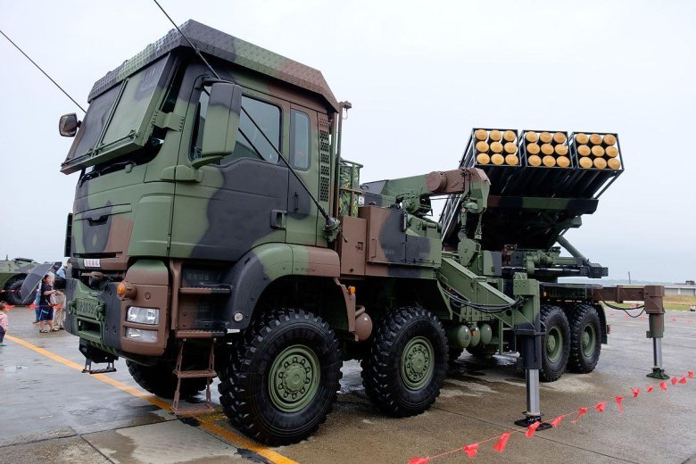 Thunderbolt 2000 MLRS