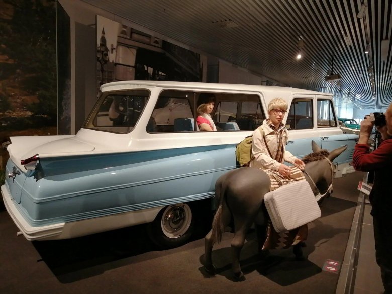 Микроавтобус старт Кавказская пленница