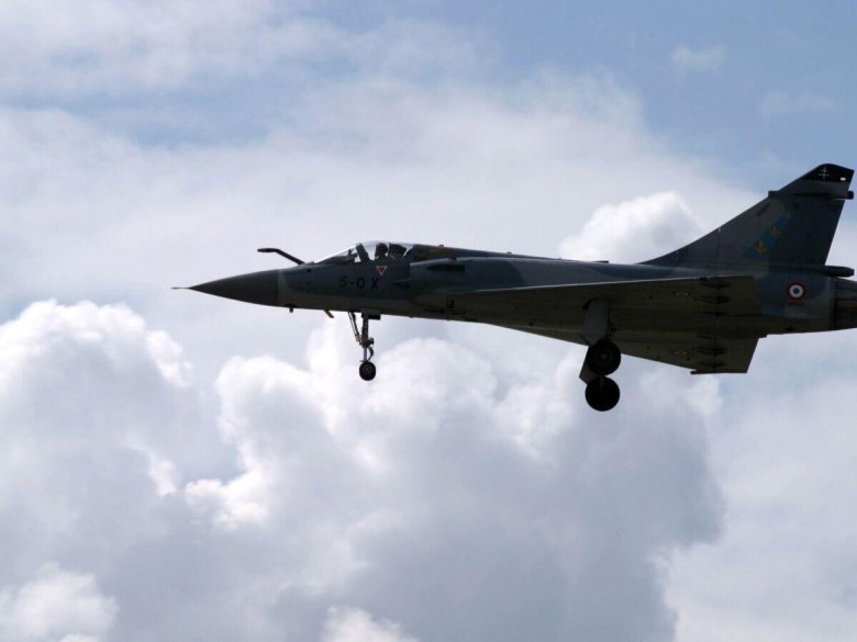 Мираж 200 истребитель