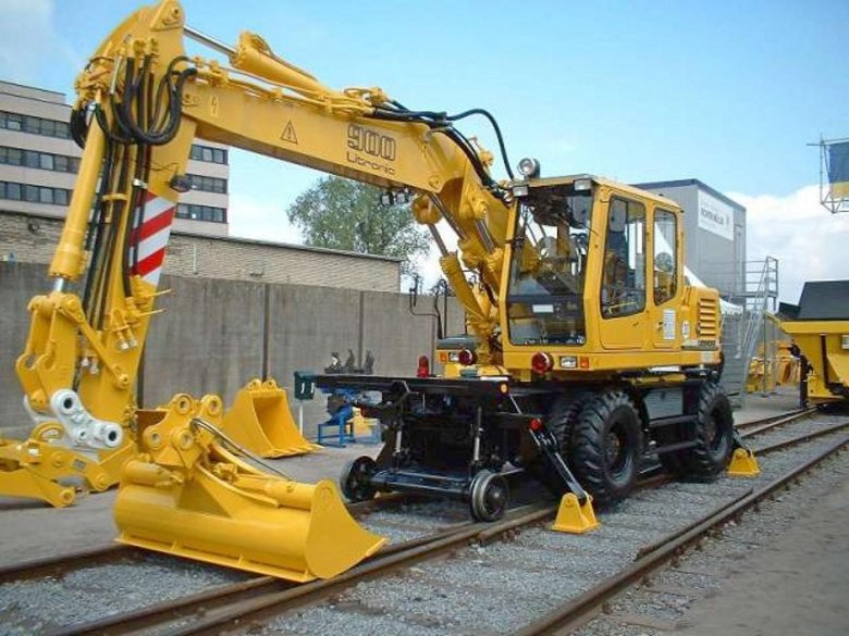 Либхер 900 экскаватор