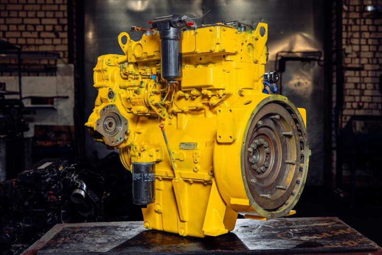 Двигатель Komatsu saa6d170e-5