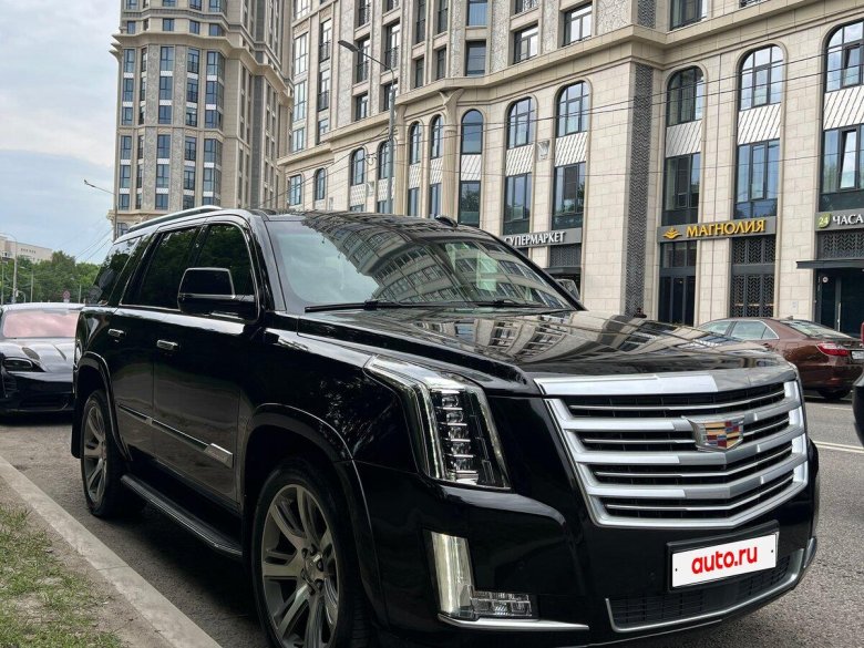 Кадиллак эскалейд 2016
