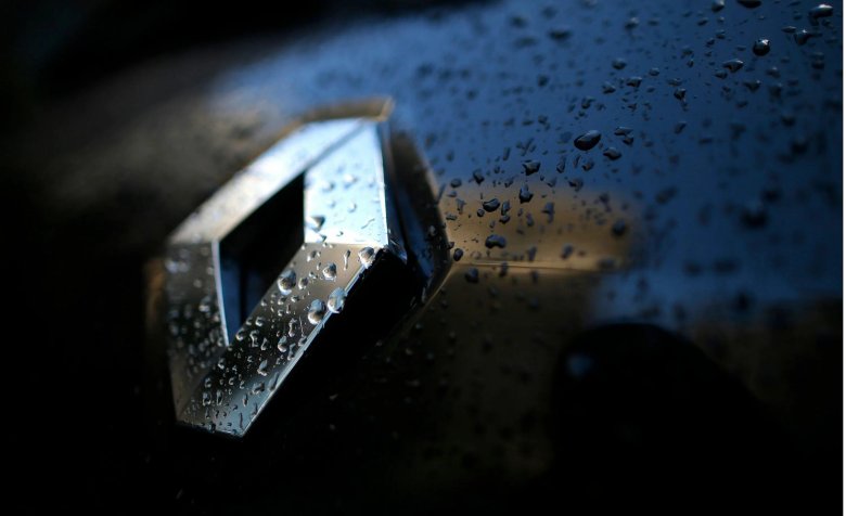 Заставка Рено