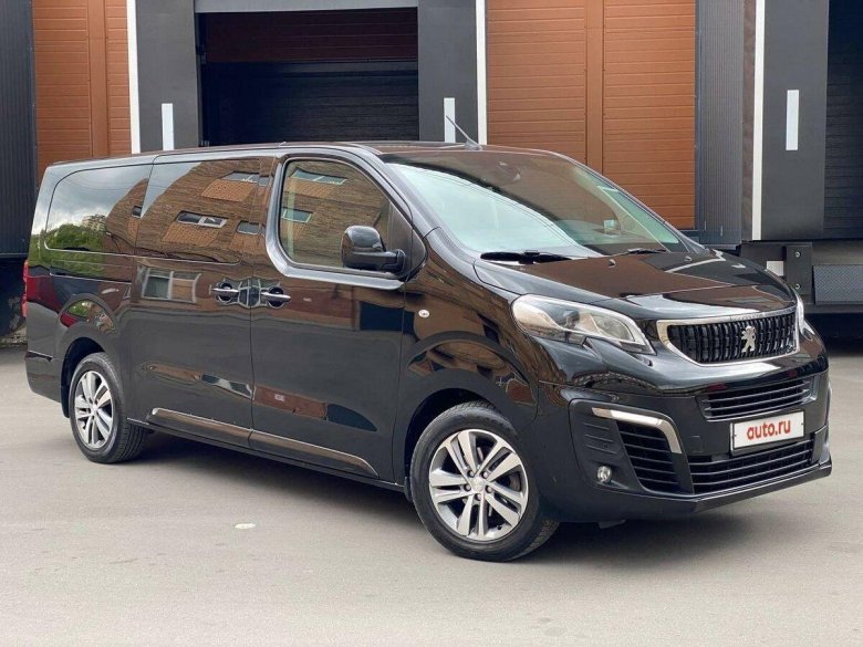 Peugeot traveller i long