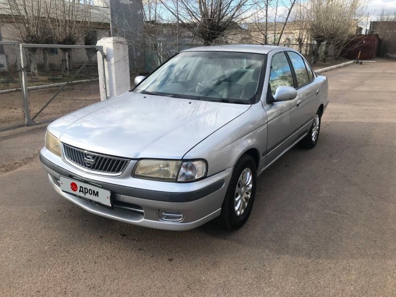 Nissan sunny 2000