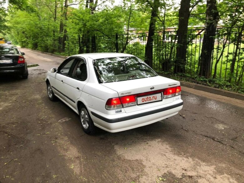 Nissan Sunny b15