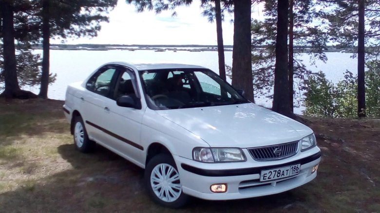 Nissan Sunny b15