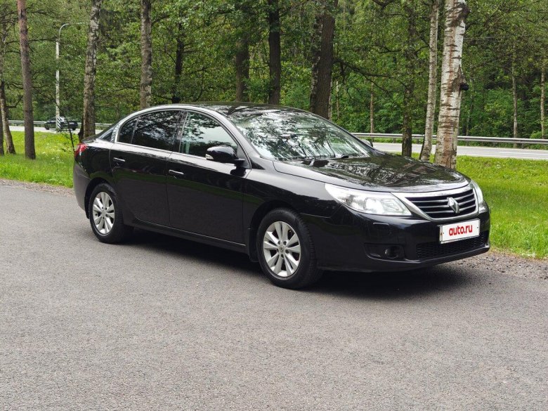Renault latitude 2012