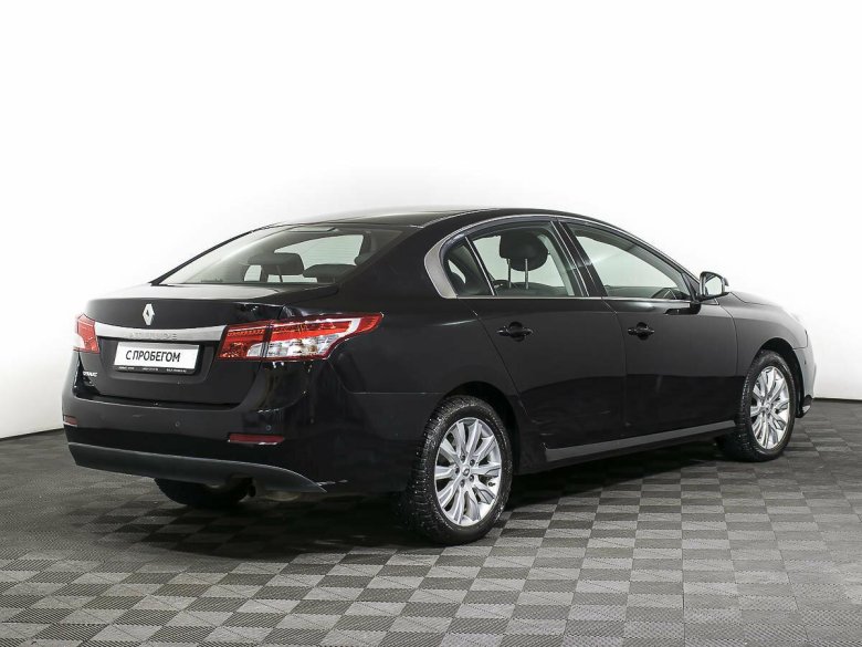 Рено латитуде 2010