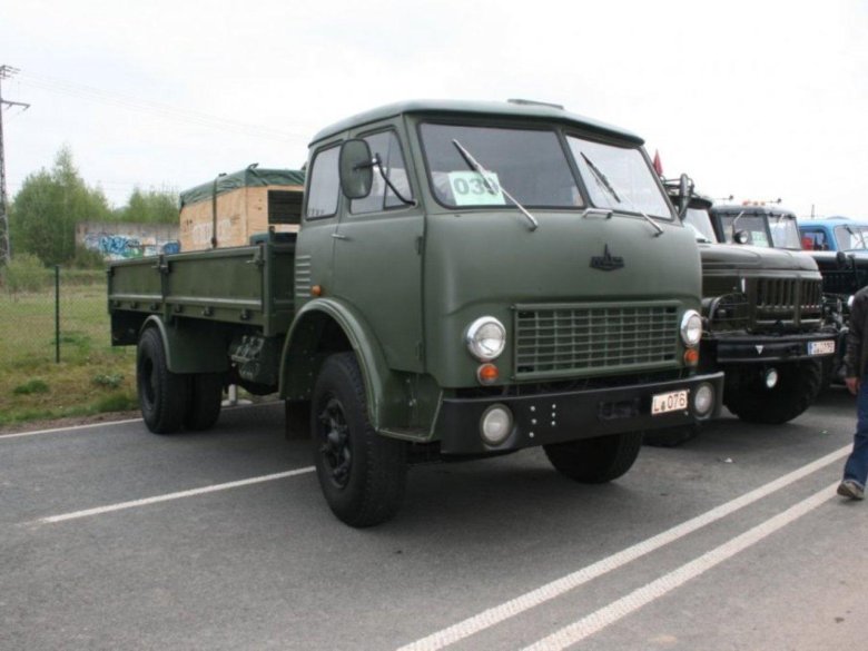 МАЗ-500а бортовой