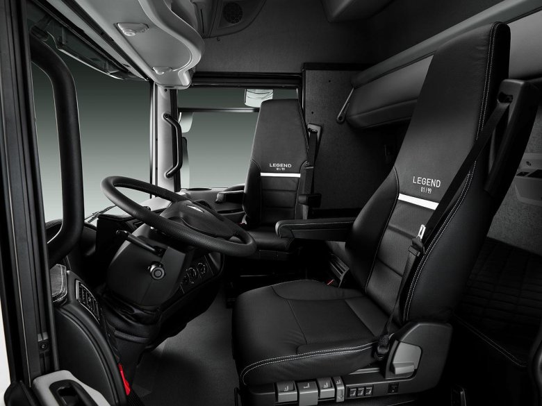 Renault Magnum "Legend" '2011