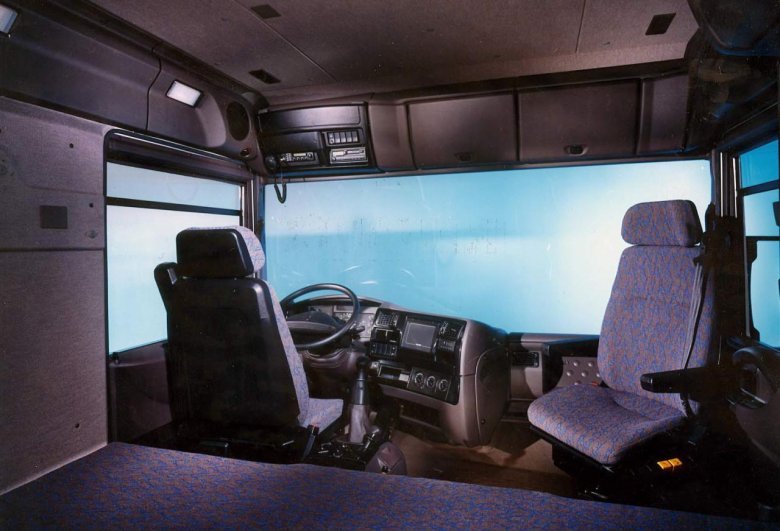 Renault Magnum 2000 салон