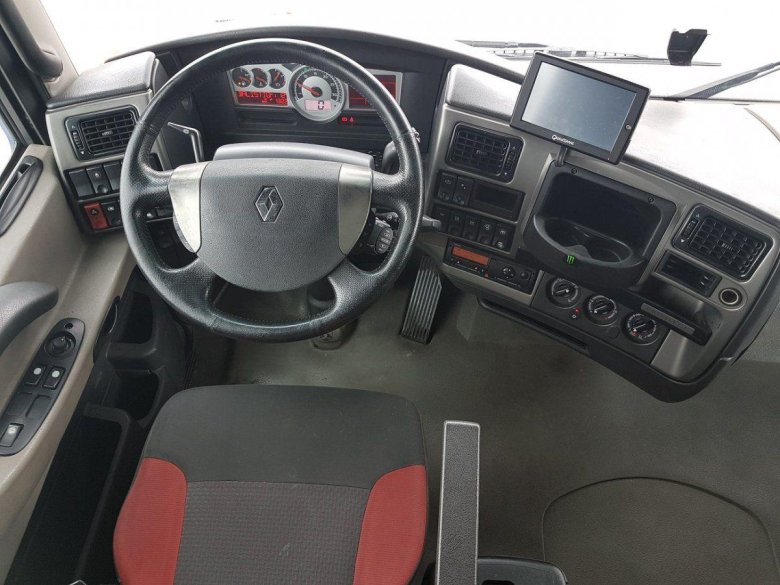 Рено Магнум 520 DXI