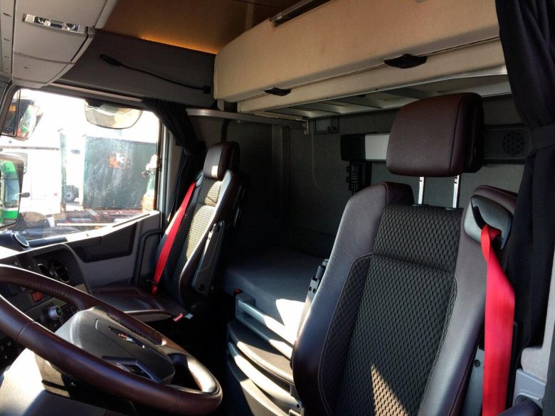 Рено премиум 460 салон