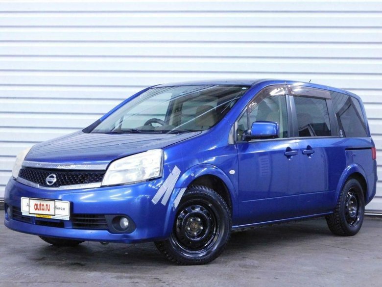 Ниссан лафеста 2009