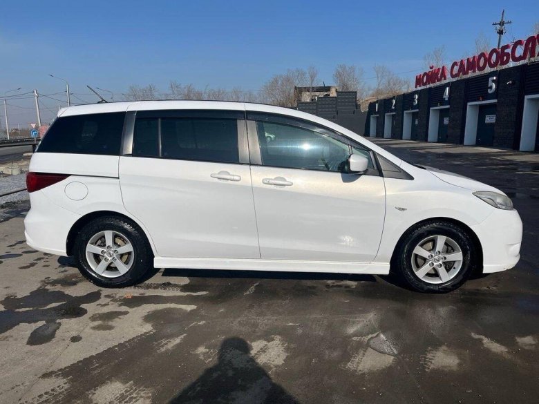 Мазда 5 минивэн