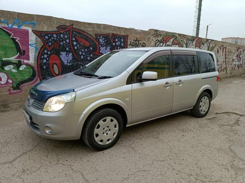 Ниссан Лафеста 2009