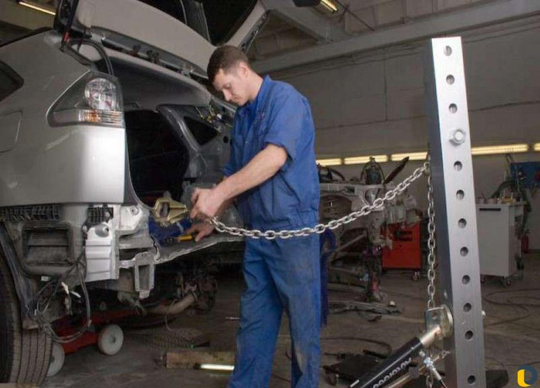 Инструмент для вытяжки кузова автомобиля