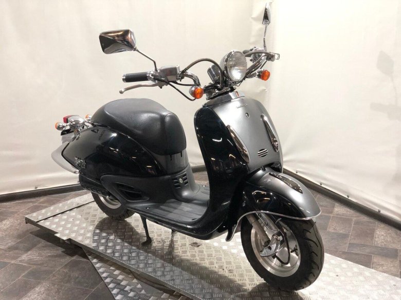 Скутер honda