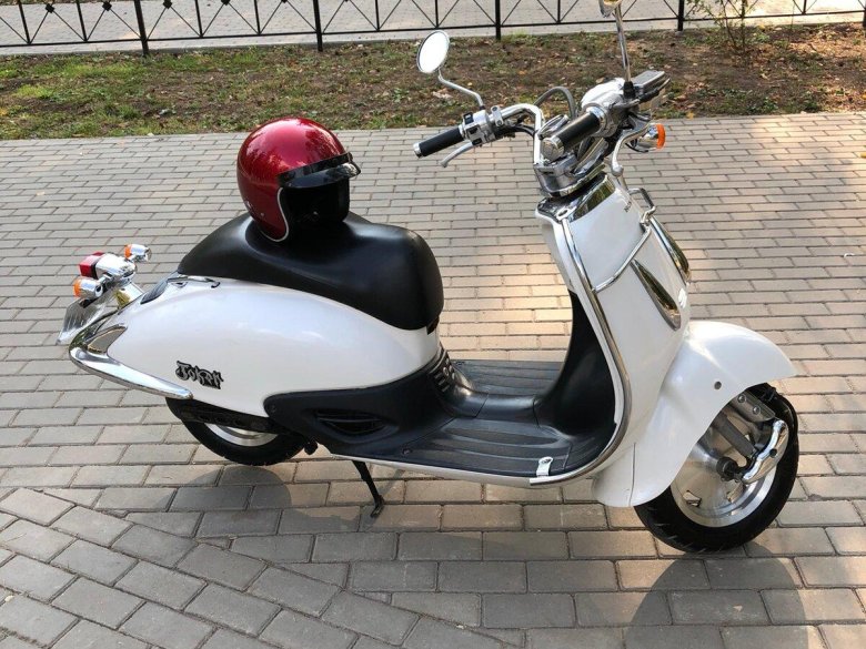 Honda Joker белый