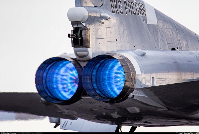 Двигатель ту 22м3