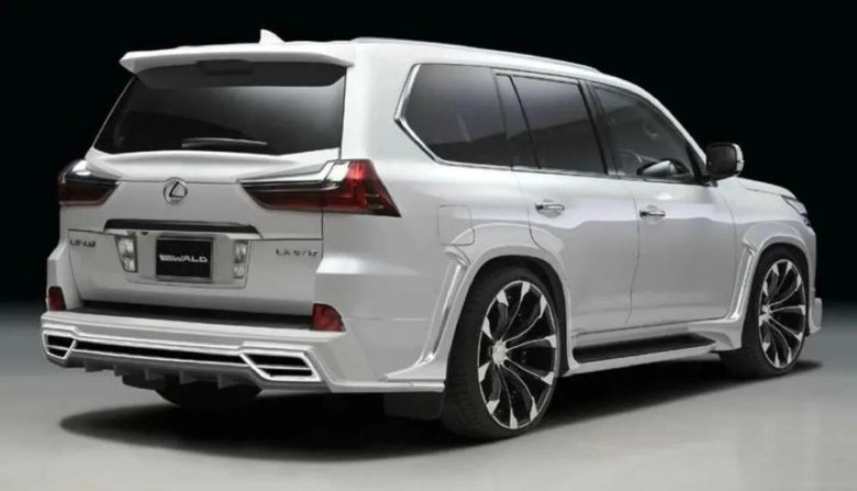 Lexus LX 570 Wald