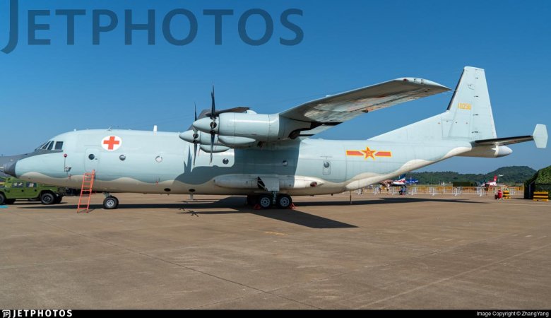 Многоцелевой транспортный самолёт