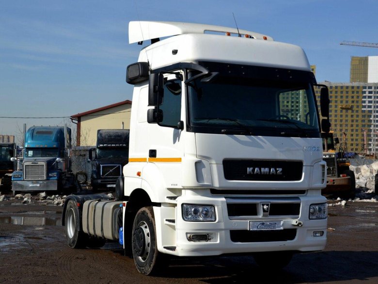 Камаз тягач