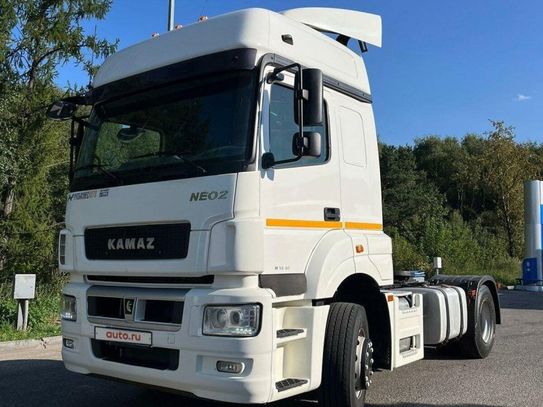 Тягач камаз 5490