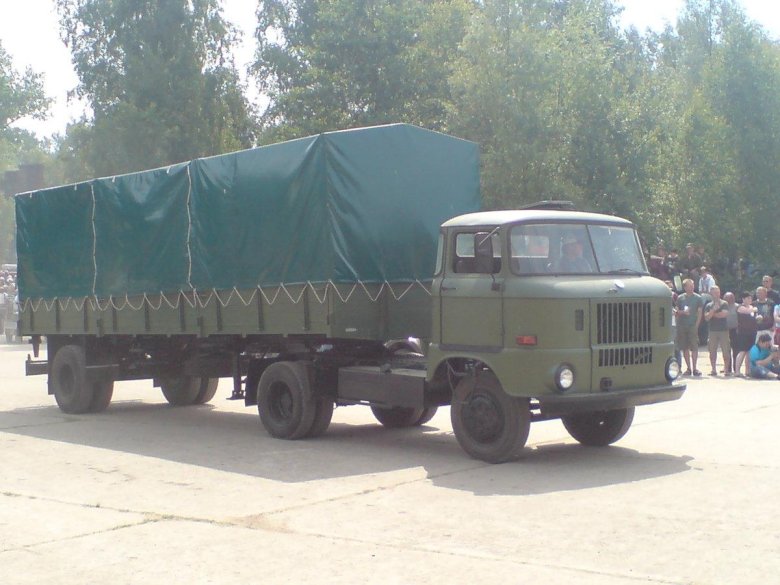 Седельный тягач ИФА w50