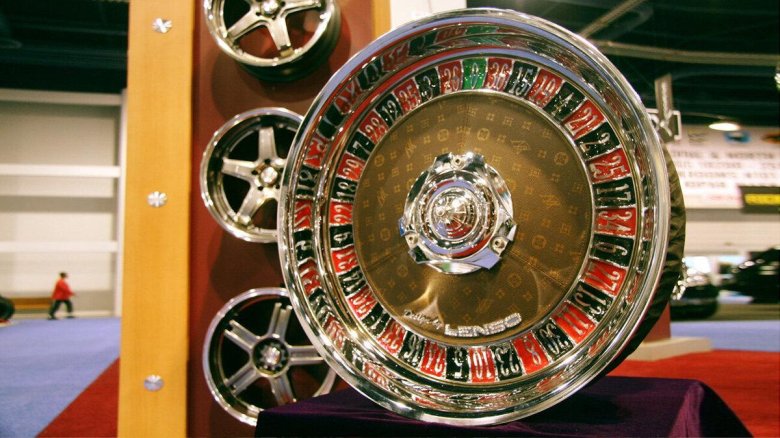 Необычные автомобильные диски