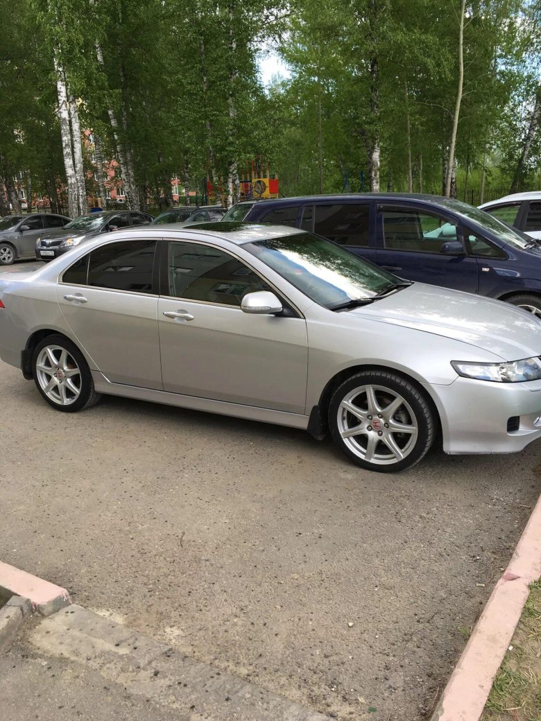 Honda Accord 7 r17