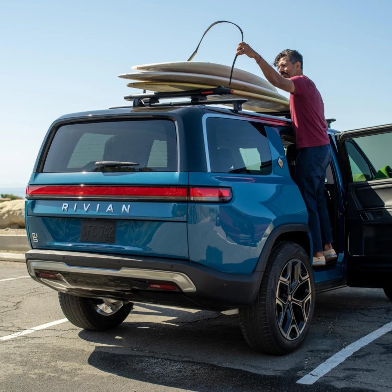 Rivian r1t Launch Edition