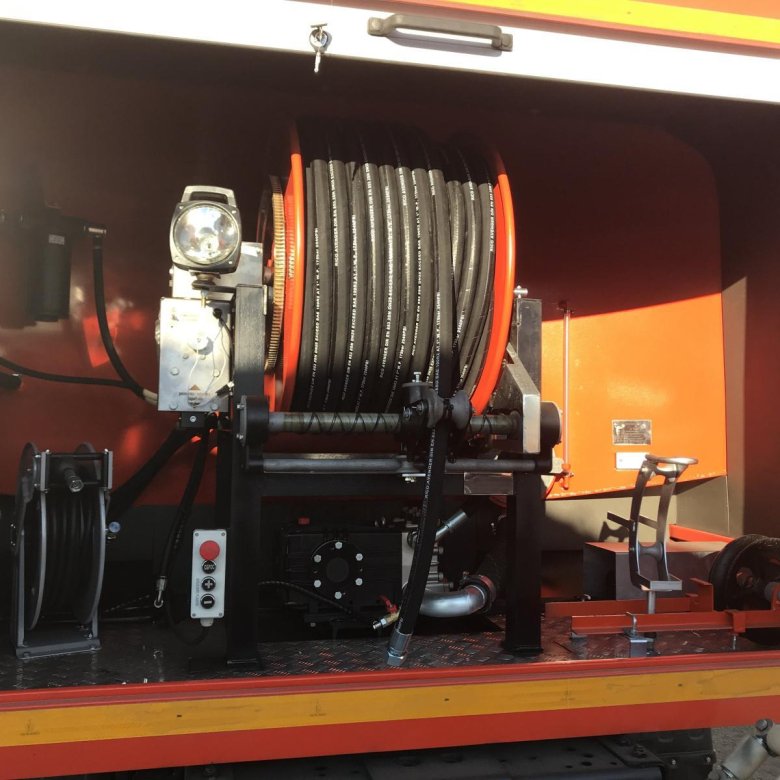 Ко-512 каналопромывочная шасси