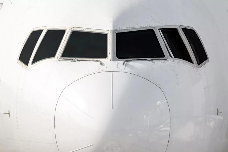 Нос самолета