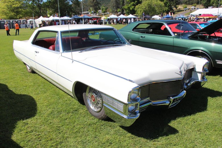 Кадиллак купе Девиль 1965