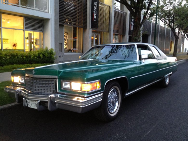 Кадиллак купе Девиль 1976