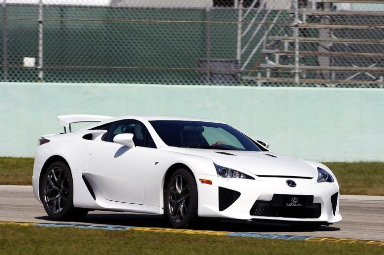 Lexus LFA