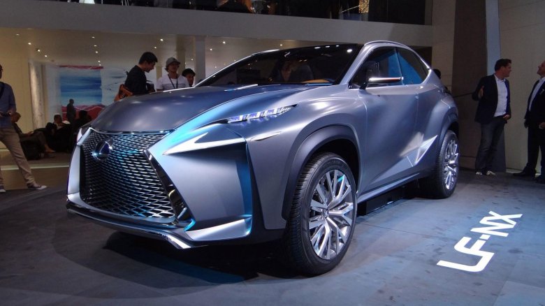 Lexus LF-NX 2020
